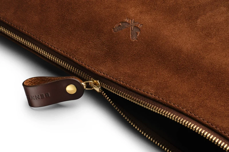 Suede Flight Folio XL - Tobacco Brown