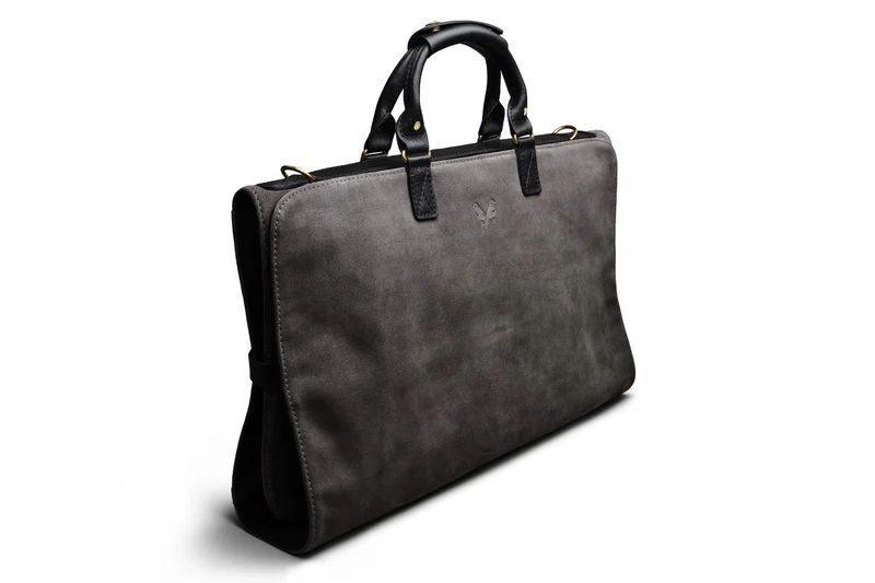 Suede Trifold - Storm Grey