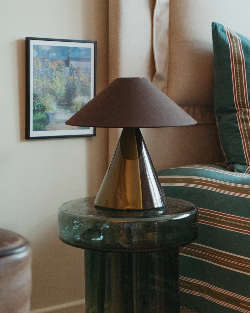 "Caterina" Earthenware Table Lamp - Dark Brown
