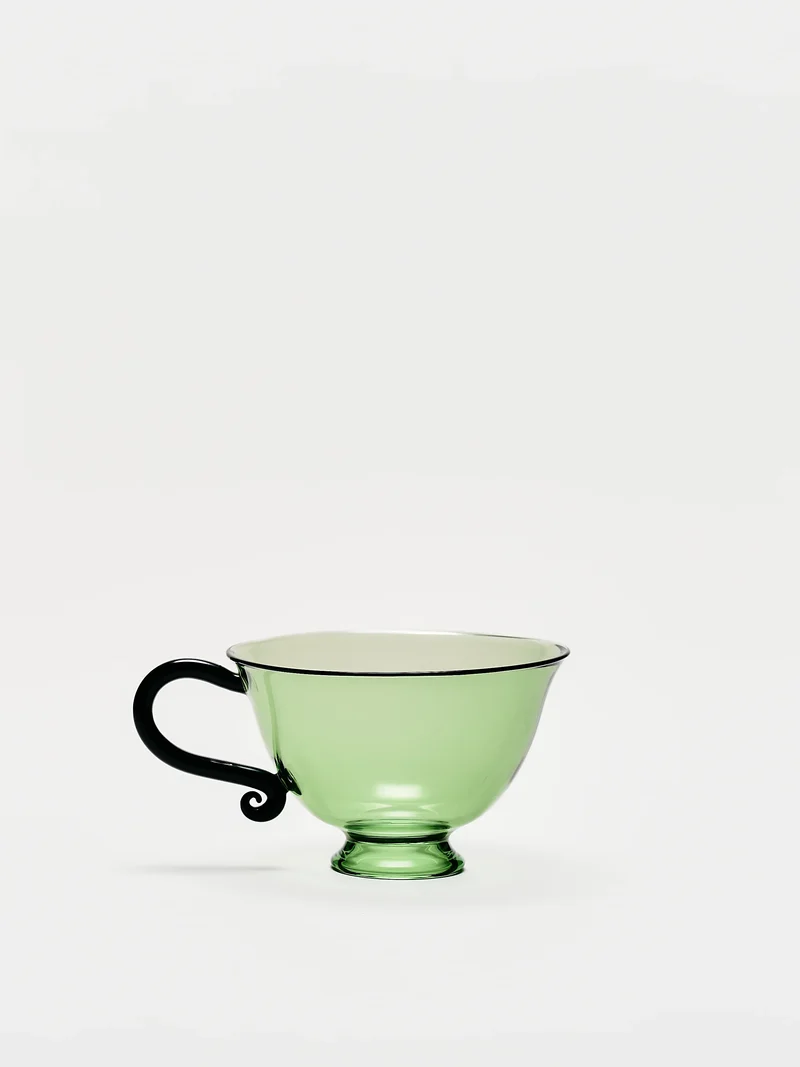 Petite Tasse Set