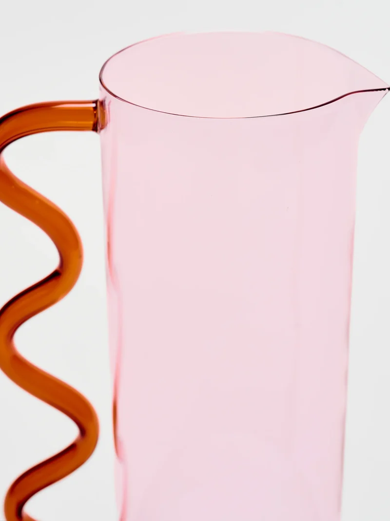 Wave Pitcher